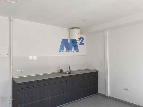 Fotograf�a de Nave industrial en alquiler