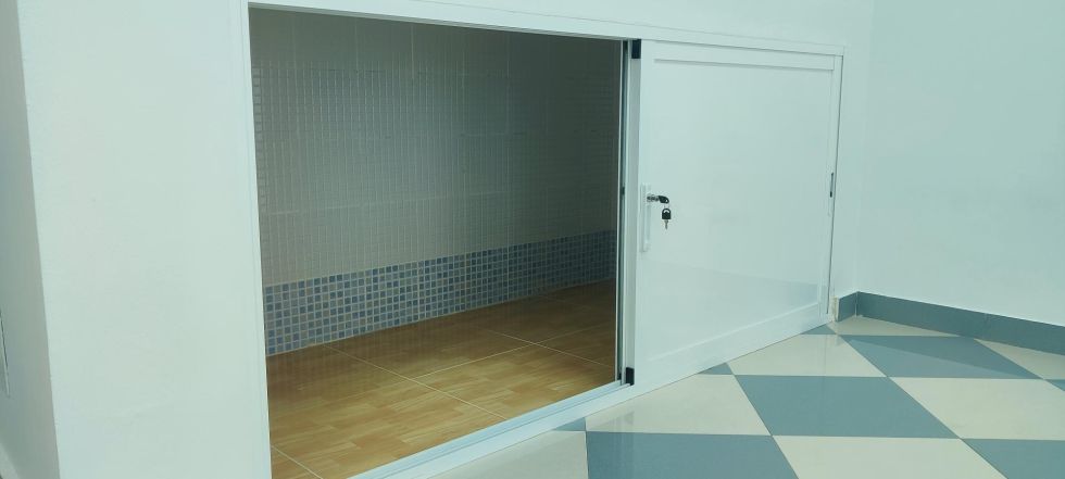 Fotograf�a de OFICINA 25 m� + peque�o almac�n + ba�o ***en planta calle*** (Carabanchel - comillas).