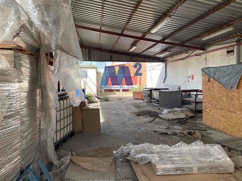 Fotograf�a de Nave industrial en venta