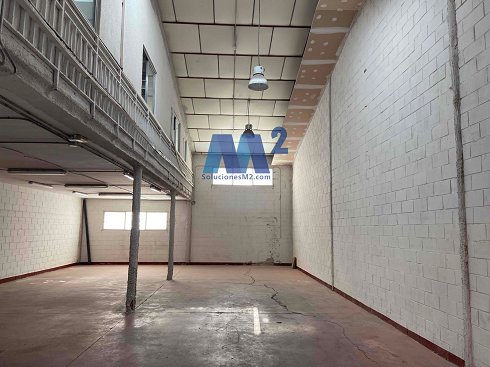 Fotograf�a de Nave industrial en alquiler