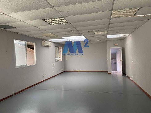 Fotograf�a de Nave industrial en alquiler