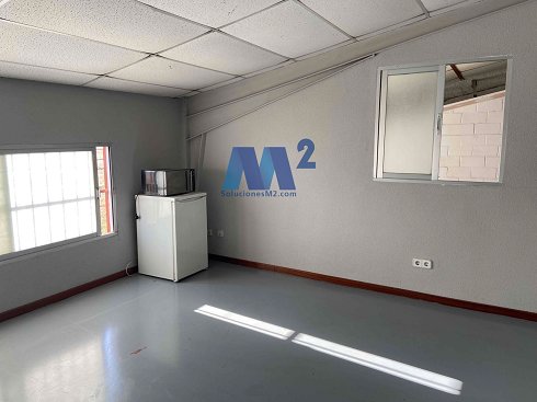 Fotograf�a de Nave industrial en alquiler