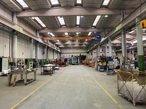 Fotograf�a de Nave industrial en alquiler  [2930]