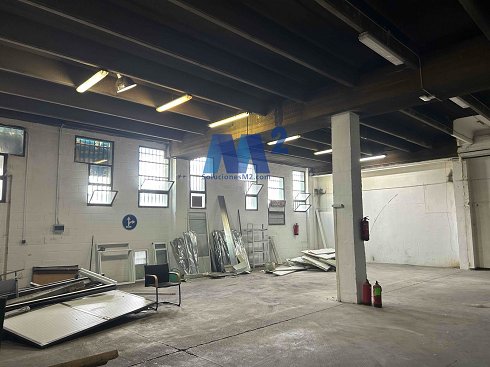 Fotograf�a de Nave industrial en alquiler