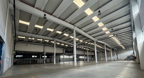 Fotograf�a de Nave industrial en alquiler  [2933]