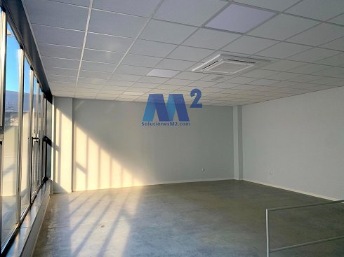 Fotograf�a de Nave industrial en venta