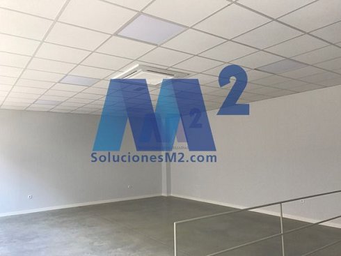 Fotograf�a de Nave industrial en venta