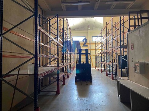 Fotograf�a de Nave industrial en alquiler