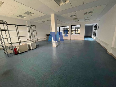 Fotograf�a de Nave industrial en venta
