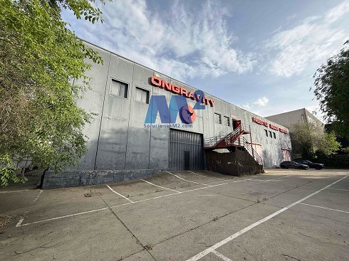 Fotograf�a de Nave industrial en venta