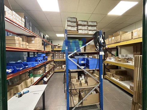 Fotograf�a de Nave industrial en venta