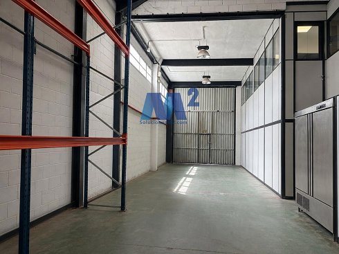 Fotograf�a de Nave industrial en venta