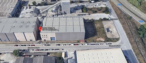 Fotograf�a de Nave industrial en alquiler  [2625]