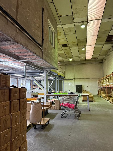 Fotograf�a de Nave industrial en alquiler  [2937]