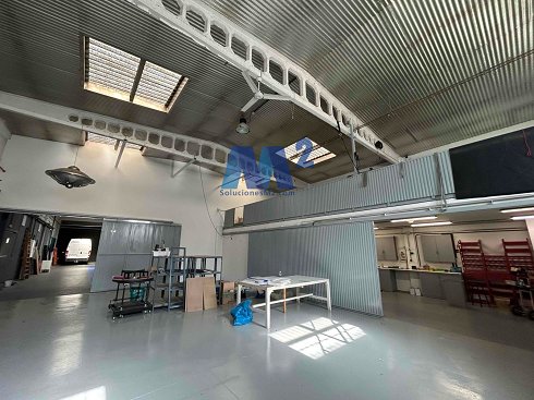 Fotograf�a de Nave industrial en alquiler