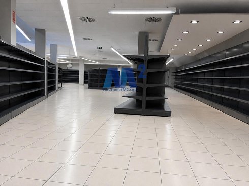 Fotograf�a de Nave comercial en alquiler