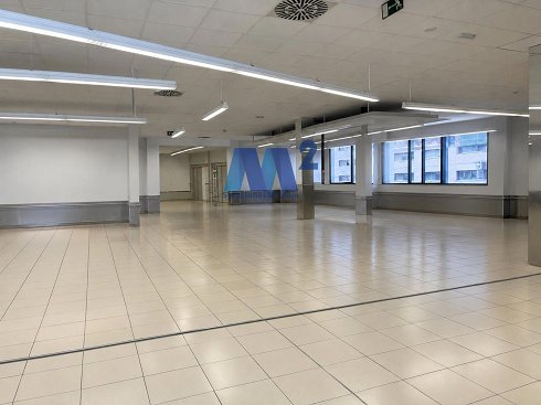 Fotograf�a de Nave comercial en alquiler