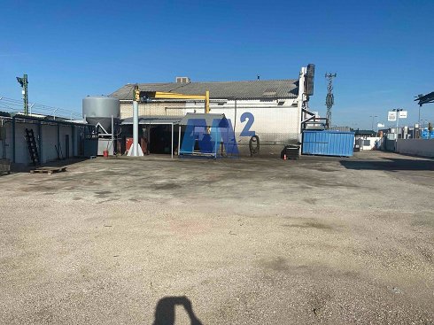 Fotograf�a de Nave industrial en alquiler