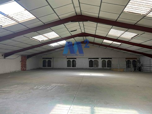 Fotograf�a de Nave industrial en alquiler