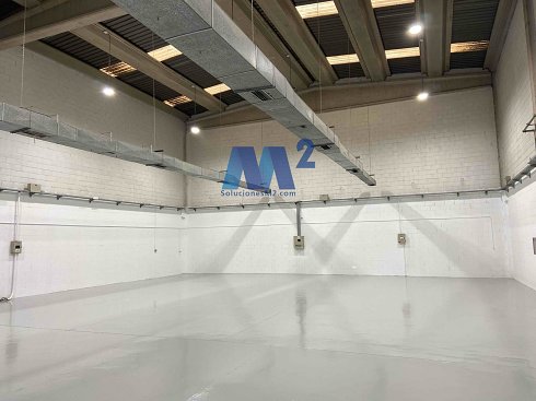 Fotograf�a de Nave industrial en alquiler
