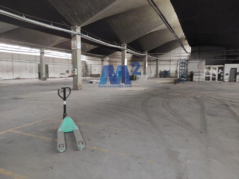 Fotograf�a de Nave industrial en alquiler