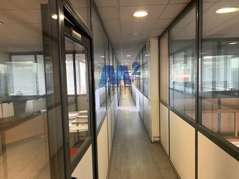 Fotograf�a de Nave industrial en alquiler