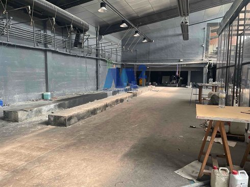 Fotograf�a de Nave industrial en alquiler