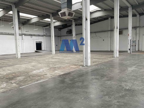 Fotograf�a de Nave industrial en venta