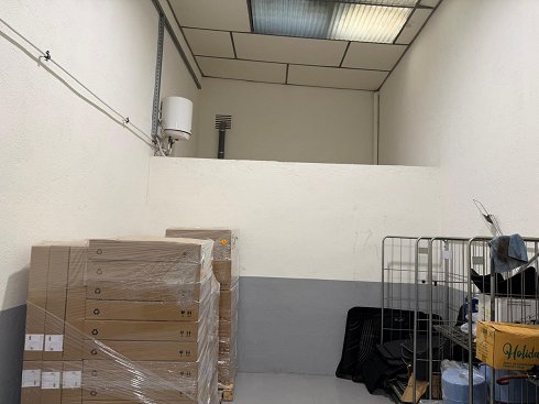 Fotograf�a de Nave industrial en alquiler  [2944]