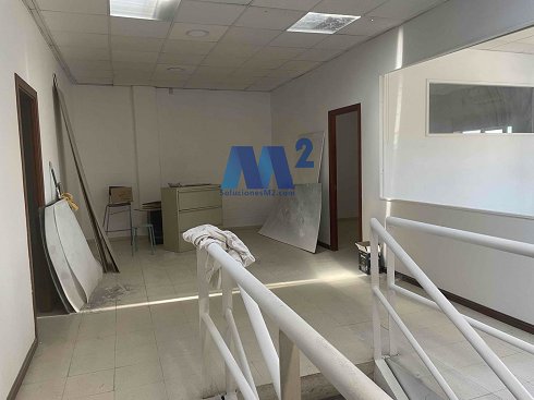 Fotograf�a de Nave industrial en alquiler