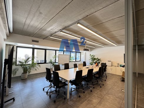Fotograf�a de Nave industrial en venta
