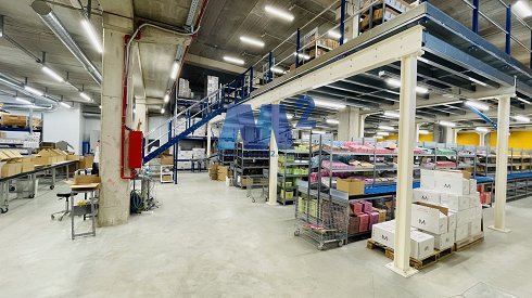 Fotograf�a de Nave industrial en venta