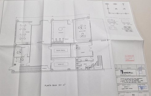 Fotograf�a de Nave industrial en alquiler  [2943]
