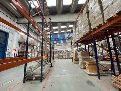 Fotograf�a de Nave industrial en alquiler