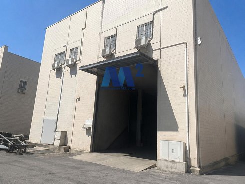 Fotograf�a de Nave comercial en venta