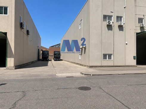 Fotograf�a de Nave comercial en venta