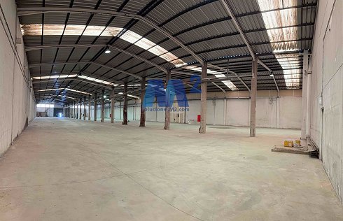 Fotograf�a de Nave industrial en venta