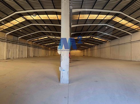 Fotograf�a de Nave industrial en venta
