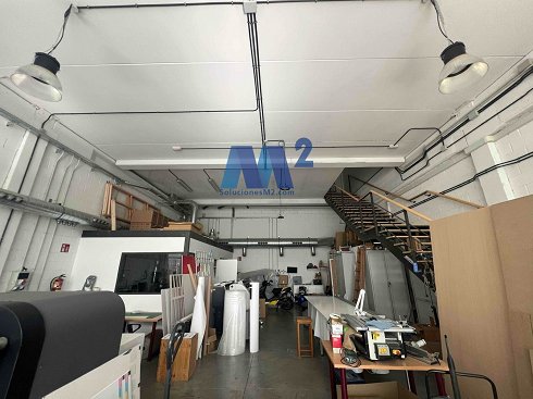 Fotograf�a de Nave comercial en alquiler