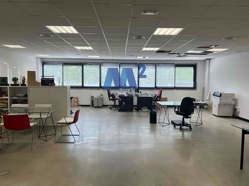 Fotograf�a de Nave comercial en alquiler