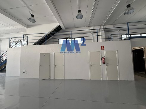 Fotograf�a de Nave industrial en alquiler