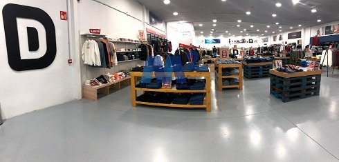 Fotograf�a de Nave comercial en venta