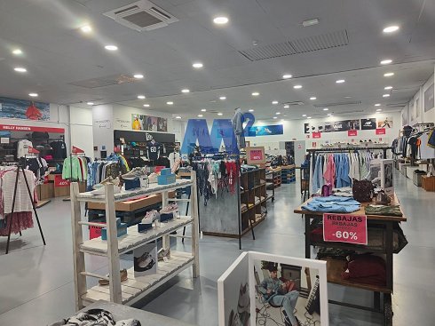 Fotograf�a de Nave comercial en venta