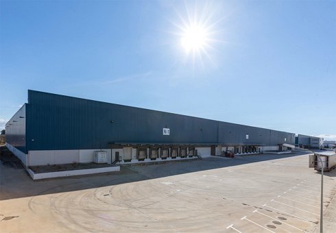 Fotograf�a de Nave industrial en alquiler  [2561]