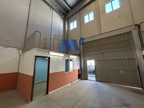 Fotograf�a de Nave industrial en alquiler