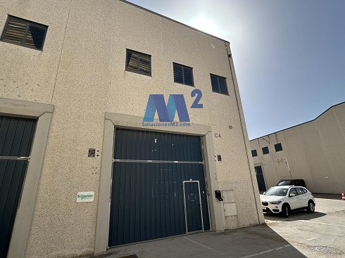 Fotograf�a de Nave industrial en alquiler