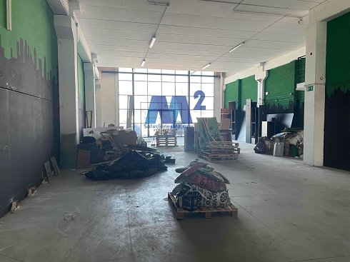 Fotograf�a de Nave comercial en alquiler