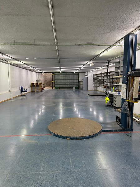 Fotograf�a de Nave industrial en alquiler  [2804]