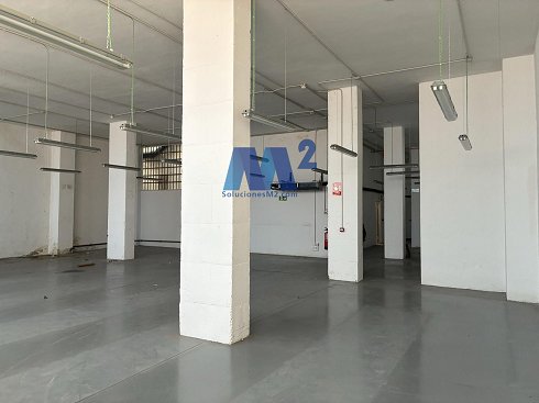 Fotograf�a de Nave industrial en venta