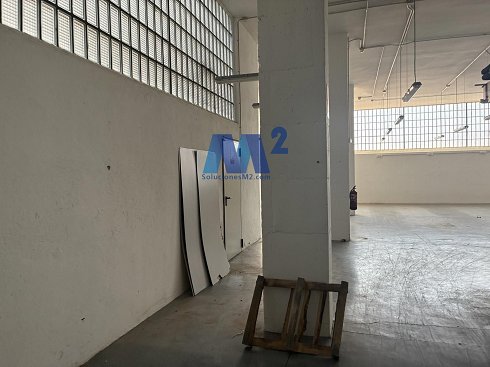 Fotograf�a de Nave industrial en venta